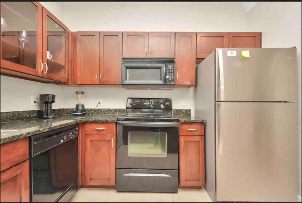 Luxury 1Bedroom/Pool View/ Galleria W/Study Desk Houston Extérieur photo